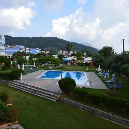 Aggelos Family Hotel-2